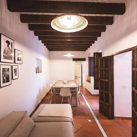 Casa Arroyo De San Andres بيت للعطل